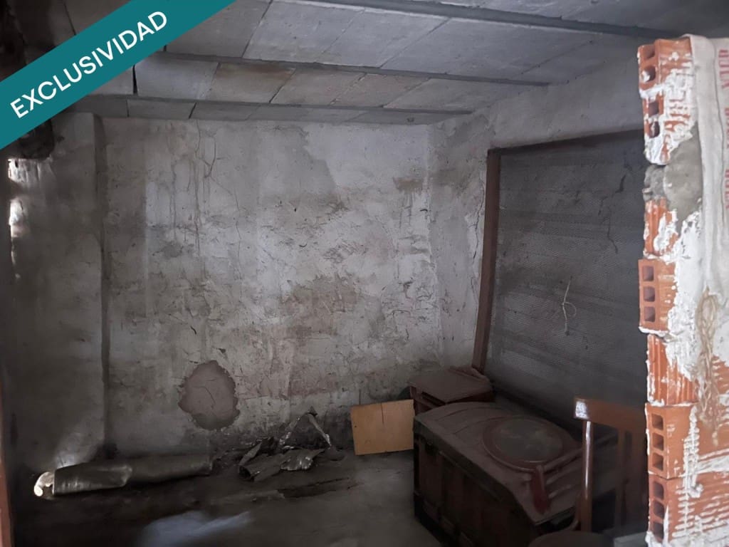 3 bedroom Villa for sale in Teresa de Cofrentes - € 43,000 (Ref: 10047053)