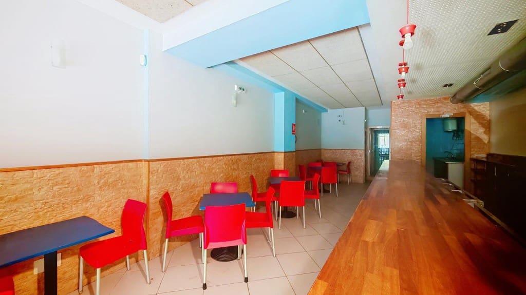 Gewerbe zu verkaufen in Gijon - 94.000 € (Ref: 10048934)