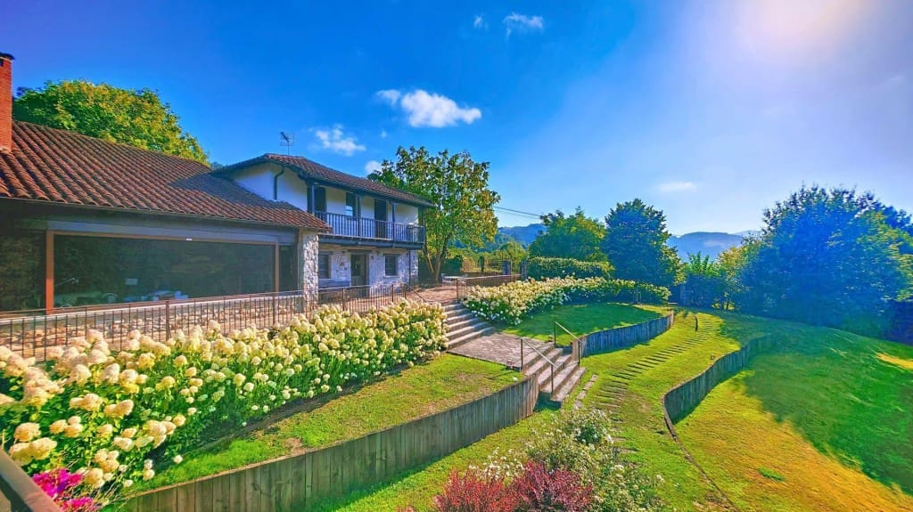 6 soverom Villa til salgs i Pravia med svømmebasseng - € 685 000 (Ref: 10048935)