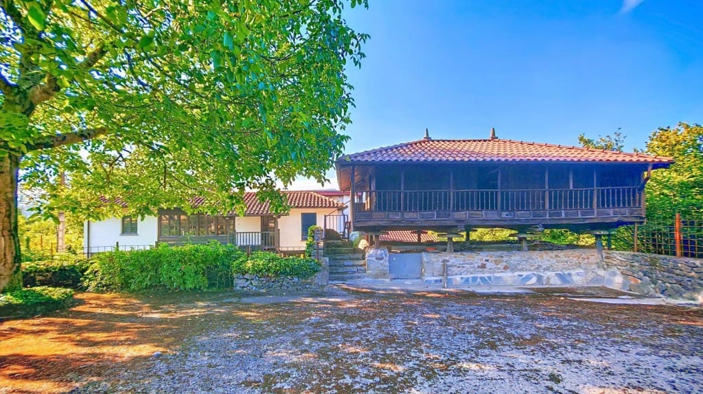 6 soverom Villa til salgs i Pravia med svømmebasseng - € 685 000 (Ref: 10048935)