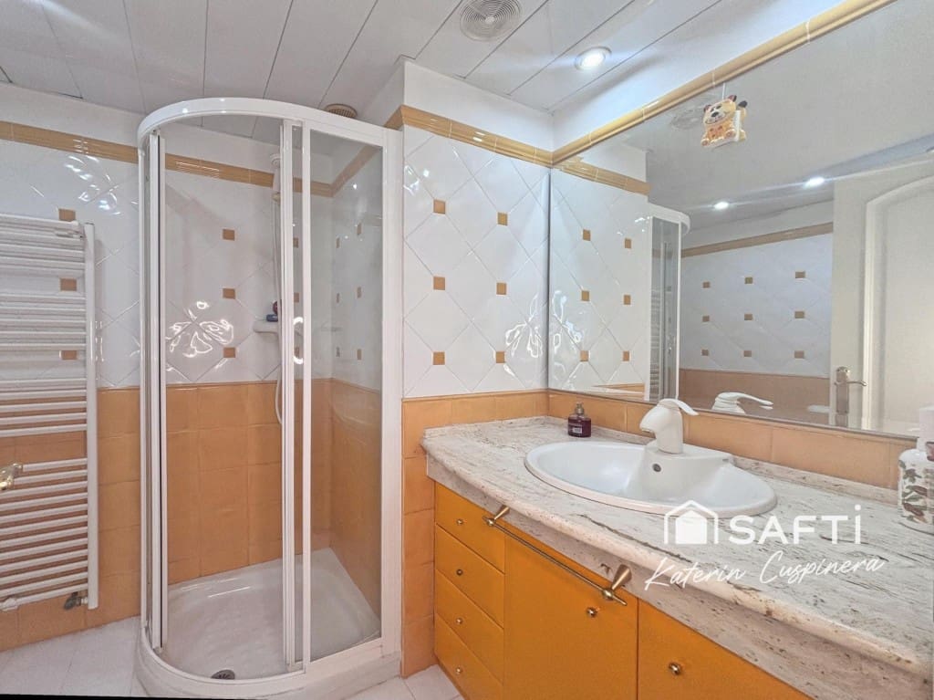 5 bedroom Villa for sale in Calafell with pool garage - € 790,000 (Ref: 10048942)