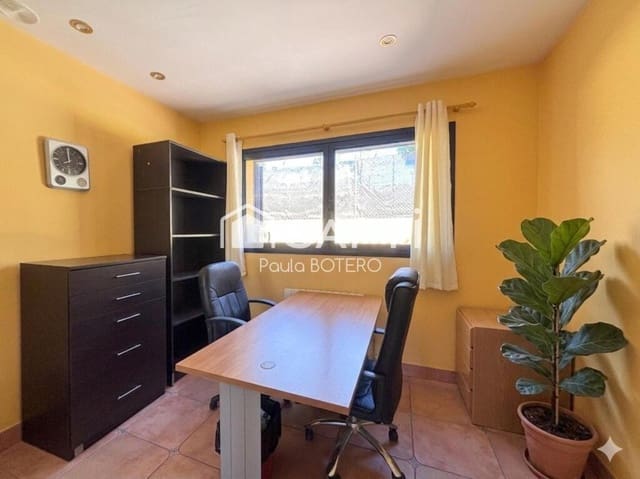 5 quarto Moradia para venda em Calafell com piscina garagem - 790 000 € (Ref: 10048942)