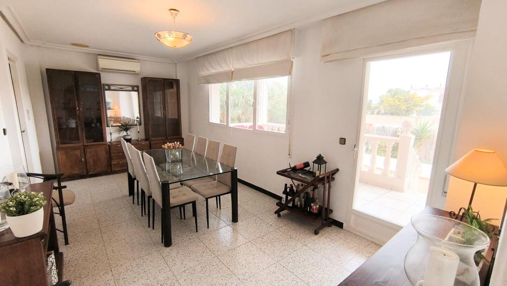 5 Zimmer Villa zu verkaufen in La Manga del Mar Menor mit Garage - 440.000 € (Ref: 10054908)