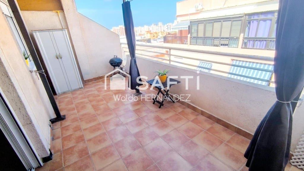 2 soveværelse Lejlighed til salg i Torrevieja med garage - € 135.000 (Ref: 10054909)