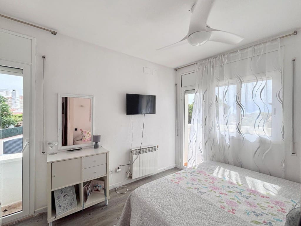 4 soveværelse Villa til salg i Cunit - € 399.000 (Ref: 10054910)