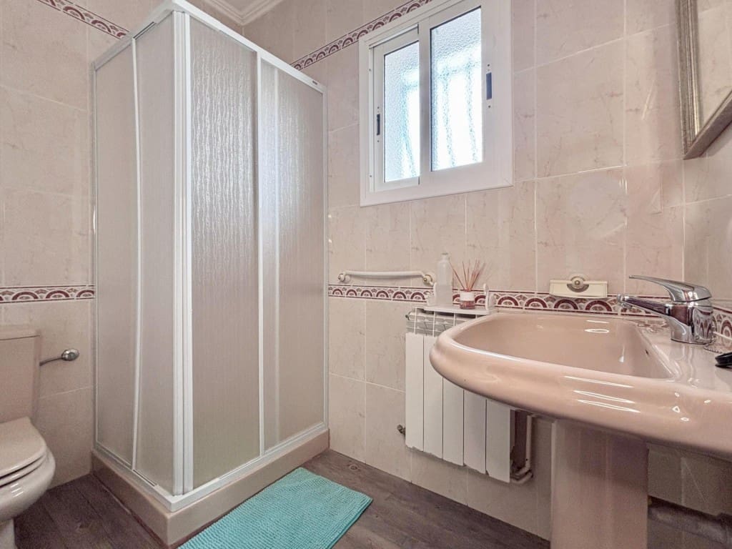4 soveværelse Villa til salg i Cunit - € 399.000 (Ref: 10054910)