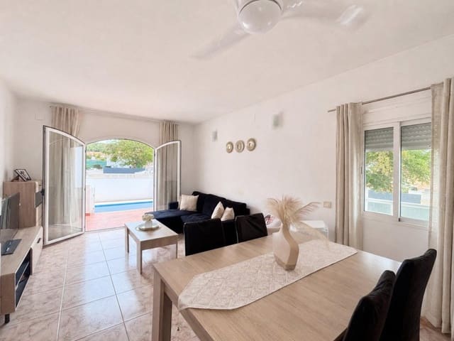 4 soveværelse Villa til salg i Cunit - € 399.000 (Ref: 10054910)