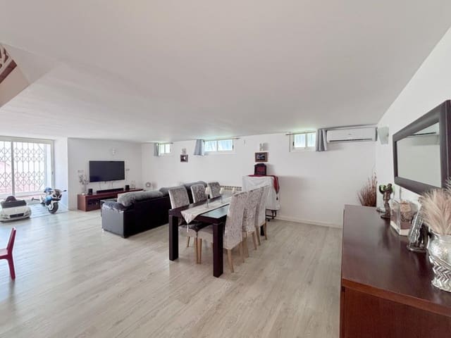 4 soveværelse Villa til salg i Cunit - € 399.000 (Ref: 10054910)
