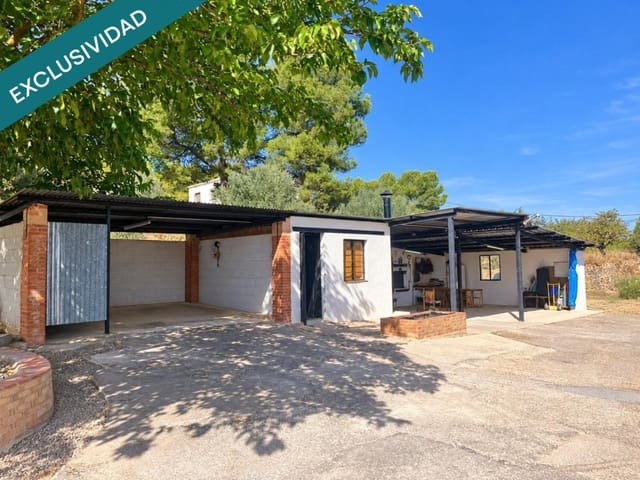 3 soveværelse Finca/Landehus til salg i Almansa med swimmingpool - € 295.000 (Ref: 10054911)