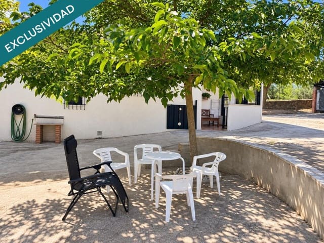 3 soveværelse Finca/Landehus til salg i Almansa med swimmingpool - € 295.000 (Ref: 10054911)