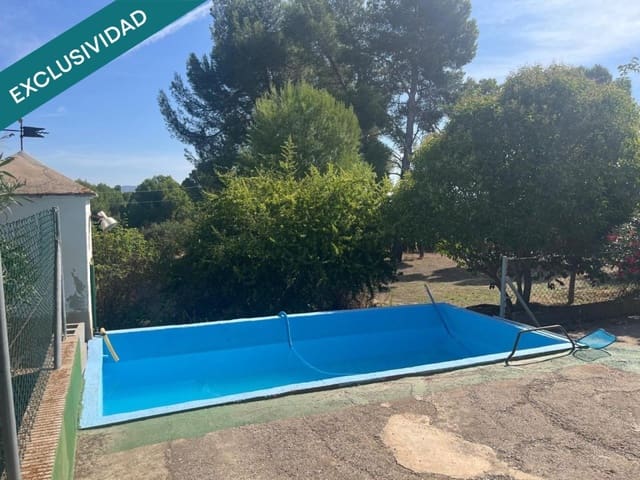 3 soveværelse Finca/Landehus til salg i Almansa med swimmingpool - € 295.000 (Ref: 10054911)