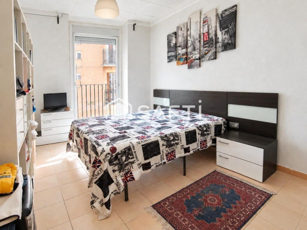 7 soveværelse Villa til salg i El Pla del Penedes - € 246.450 (Ref: 10054913)