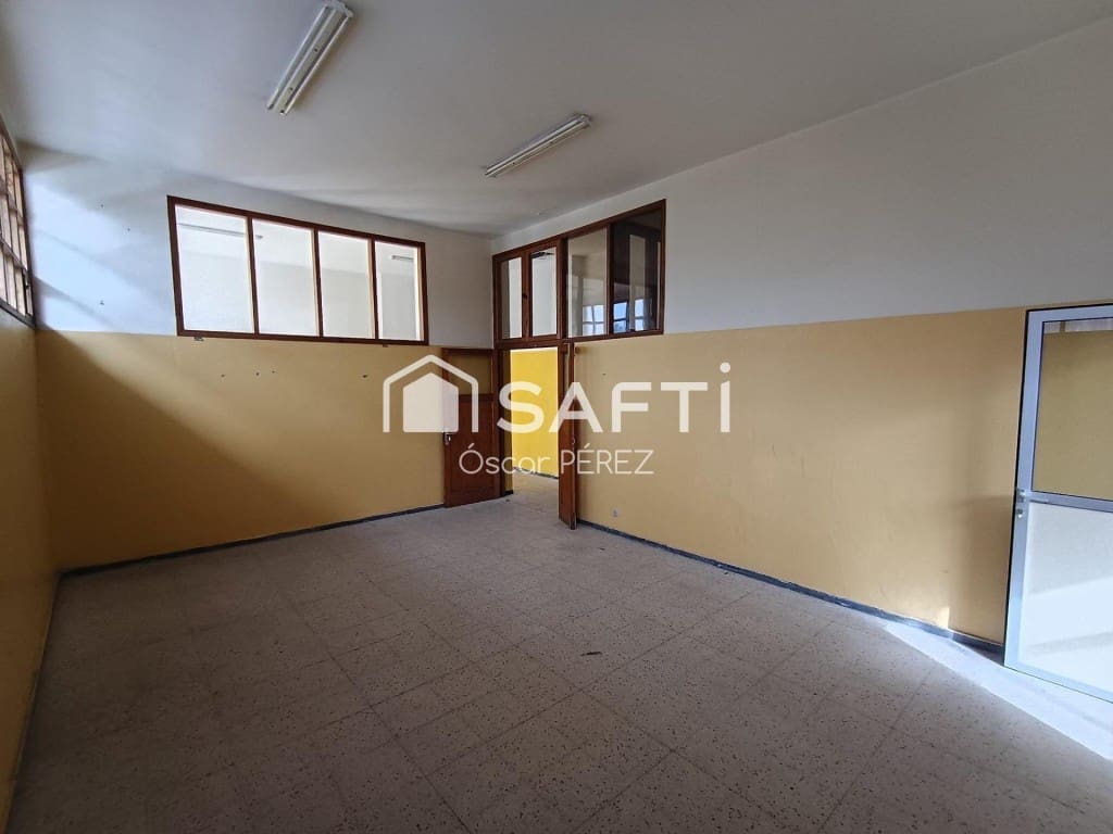 Komercyjne na sprzedaż w Las Palmas de Gran Canaria - 474 000 € (Ref: 10054914)