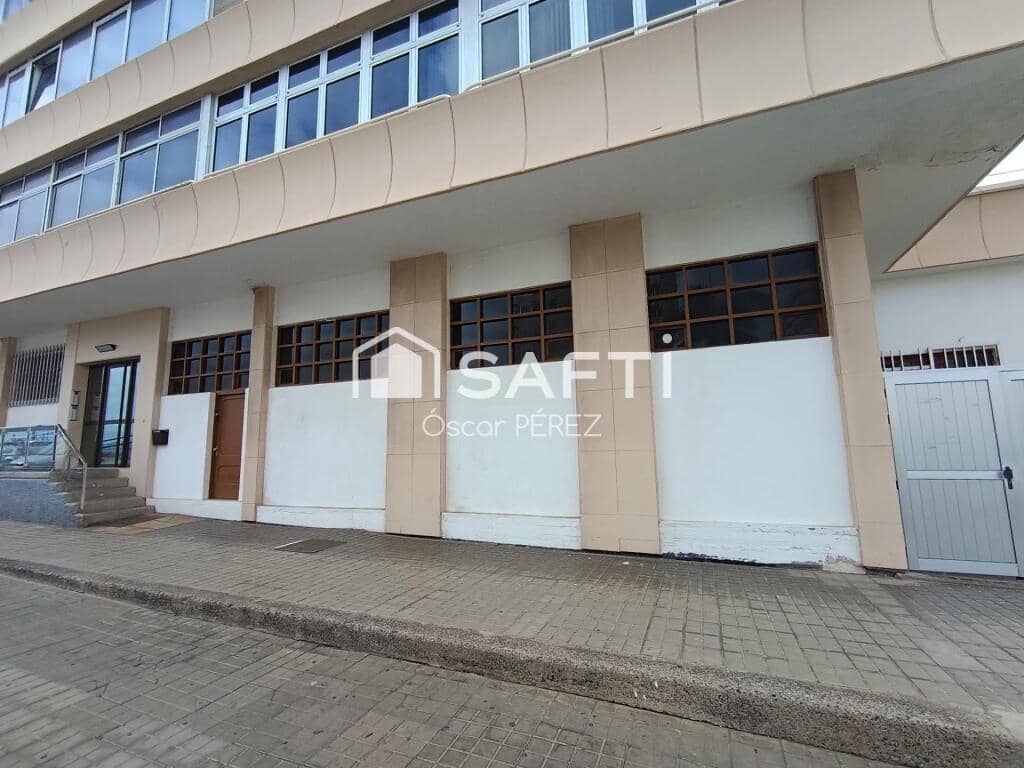 Commercial for sale in Las Palmas de Gran Canaria - € 474,000 (Ref: 10054914)