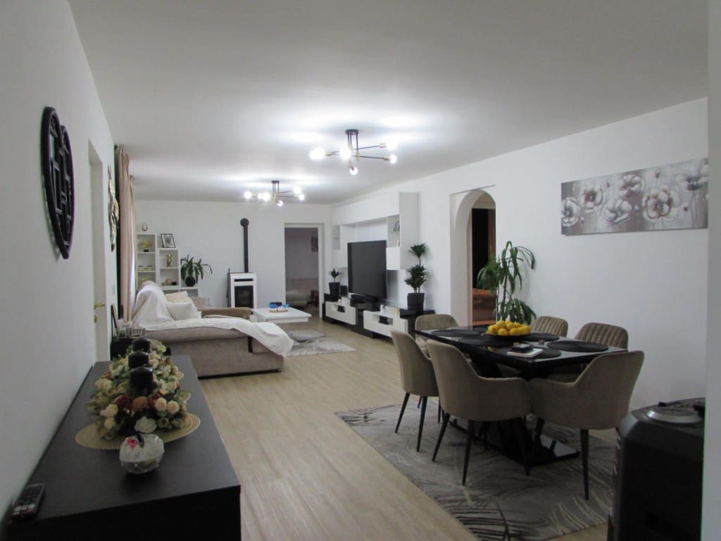 3 bedroom Finca/Country House for sale in Los Gallardos with garage - € 549,000 (Ref: 10058772)