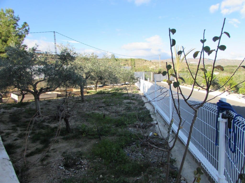3 bedroom Finca/Country House for sale in Los Gallardos with garage - € 549,000 (Ref: 10058772)