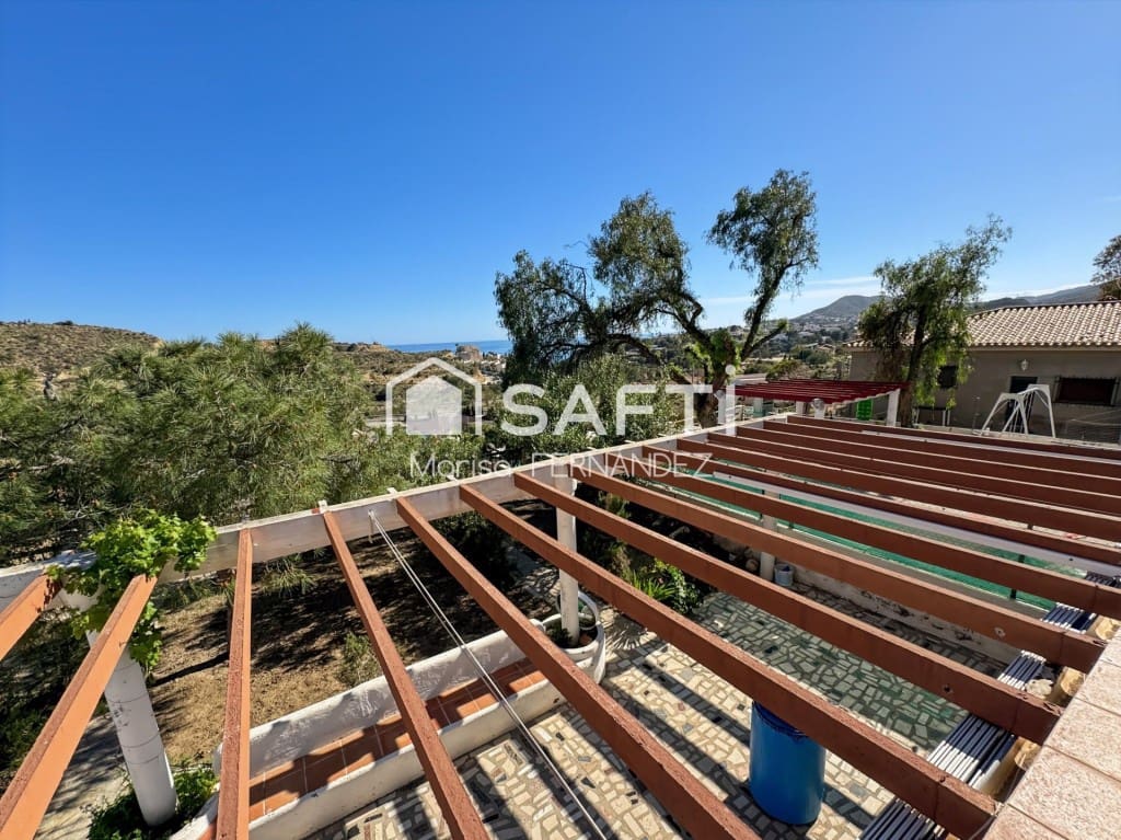 4 Zimmer Reihenhaus zu verkaufen in El Campello - 275.000 € (Ref: 10058773)