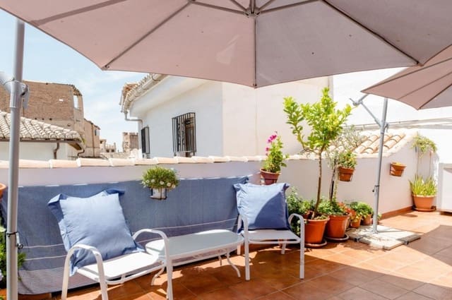 Adosado de 4 habitaciones en Albaicin, Granada ciudad en venta - 450.000 € (Ref: 10058774)