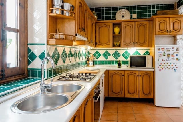 Adosado de 4 habitaciones en Albaicin, Granada ciudad en venta - 450.000 € (Ref: 10058774)