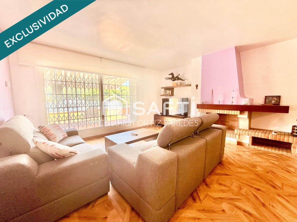 3 bedroom Penthouse for sale in Lloret de Mar - € 348,000 (Ref: 10061700)