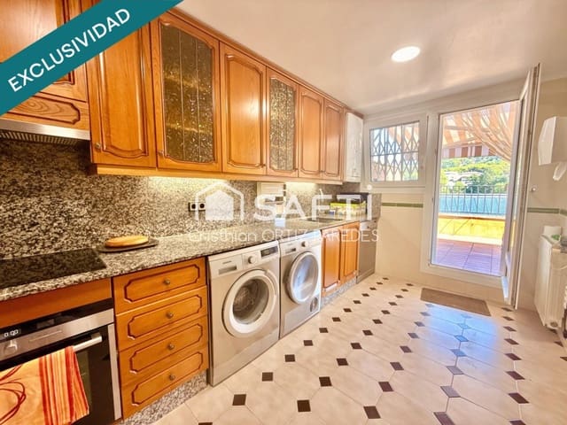 3 bedroom Penthouse for sale in Centre, Lloret de Mar - € 348,000 (Ref: 10061700)