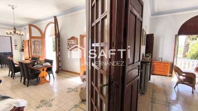 7 makuuhuone Huvila myytävänä paikassa Librilla mukana uima-altaan 
autotalli - 890 000 € (Ref: 10061704)