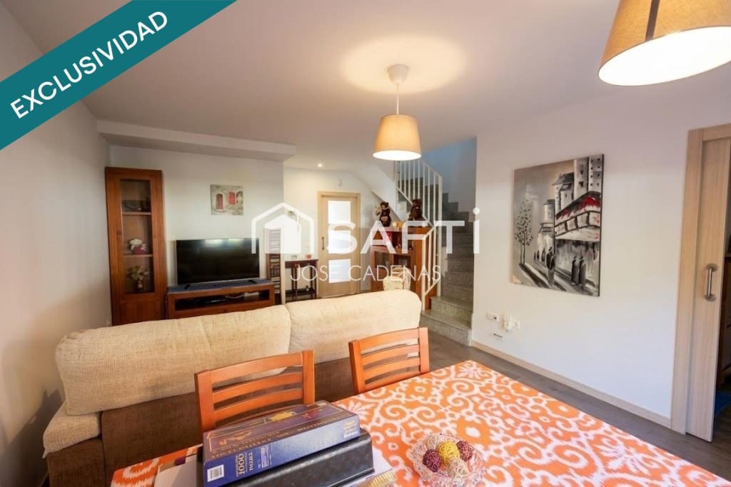 4 slaapkamer Rijtjeshuis te koop in Astorga met garage - € 189.000 (Ref: 10061708)