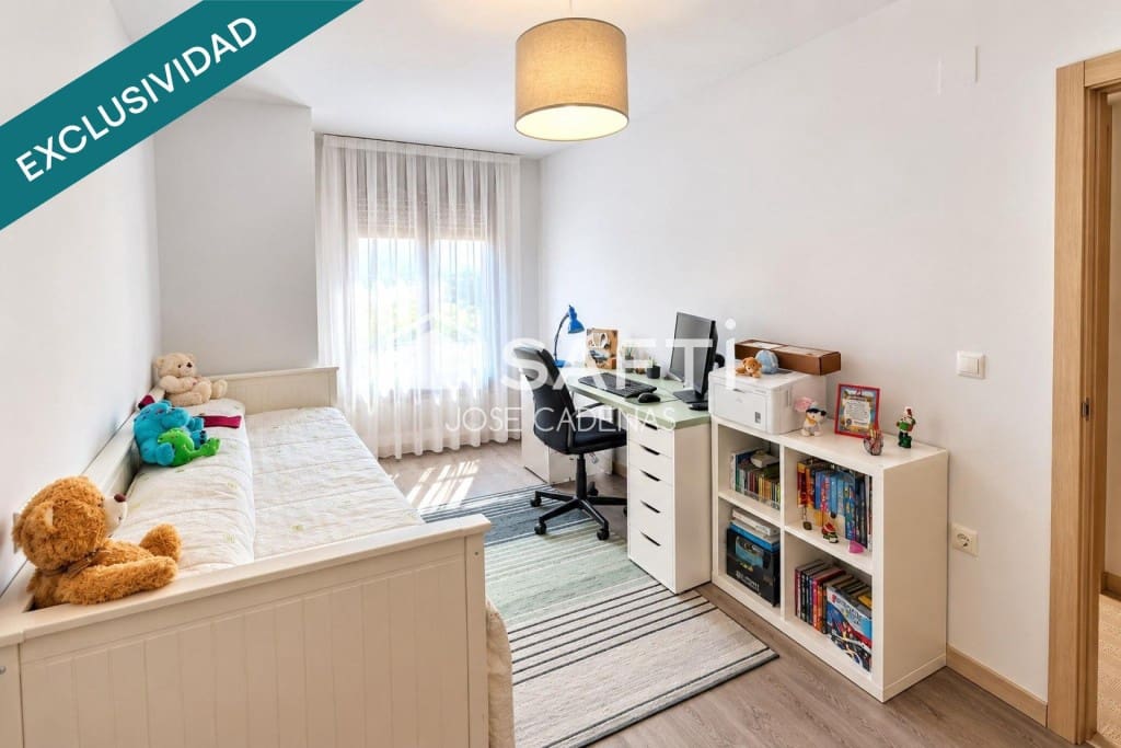 4 slaapkamer Rijtjeshuis te koop in Astorga met garage - € 189.000 (Ref: 10061708)
