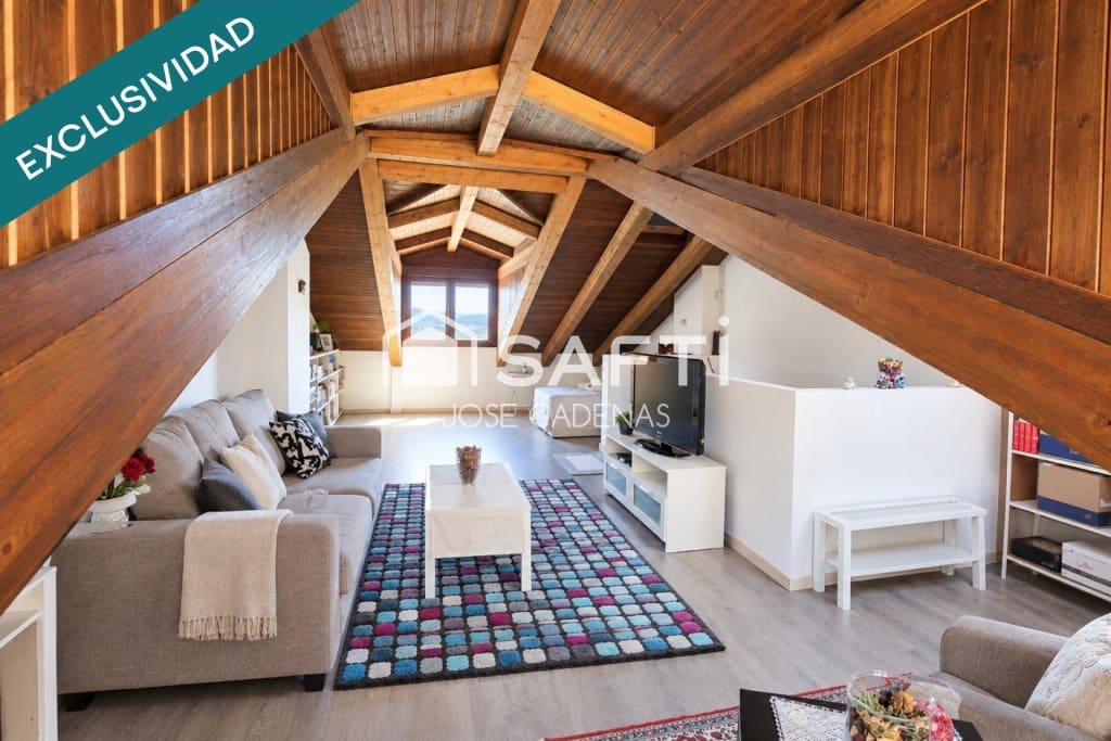 4 slaapkamer Rijtjeshuis te koop in Astorga met garage - € 189.000 (Ref: 10061708)