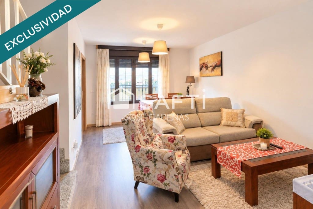 4 slaapkamer Rijtjeshuis te koop in Astorga met garage - € 189.000 (Ref: 10061708)