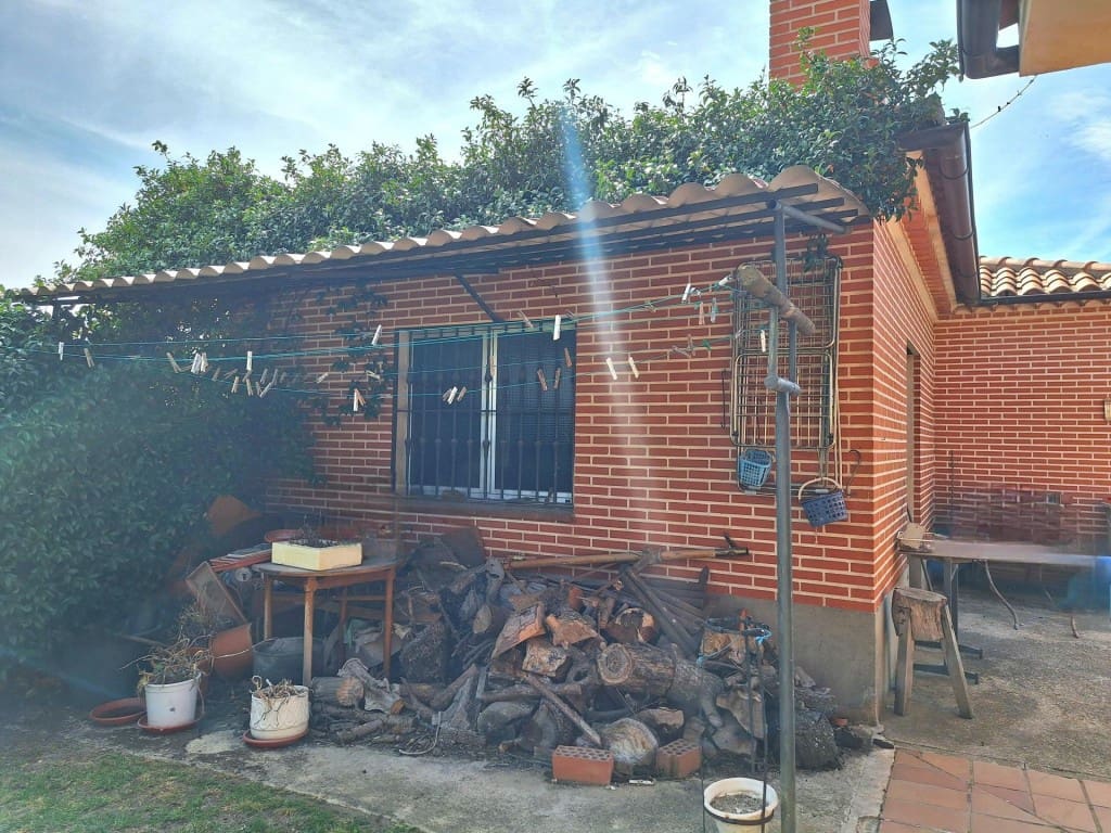 Finca/Casa Rural de 3 habitaciones en Peñaranda de Bracamonte en venta con garaje - 330.000 € (Ref: 10064041)