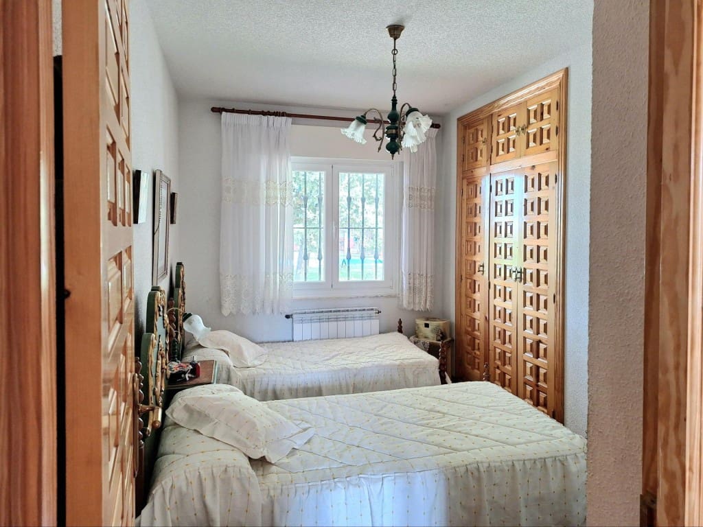 Finca/Casa Rural de 3 habitaciones en Peñaranda de Bracamonte en venta con garaje - 330.000 € (Ref: 10064041)