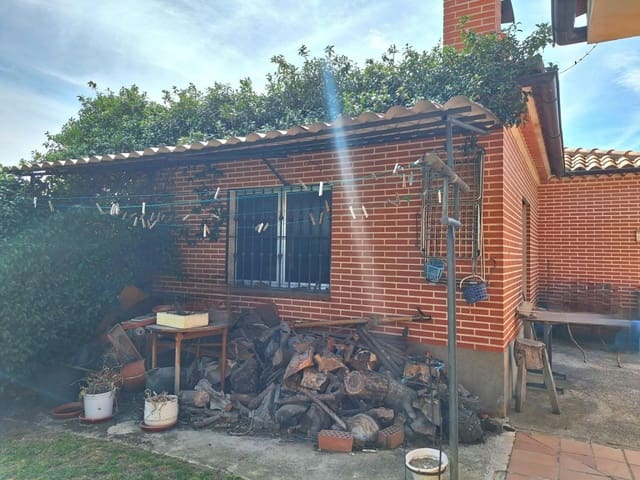 3 soveværelse Finca/Landehus til salg i Peñaranda de Bracamonte - € 330.000 (Ref: 10064041)