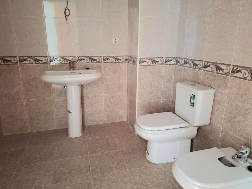 Piso de 4 habitaciones en Peñaranda de Bracamonte en venta - 137.000 € (Ref: 10064042)