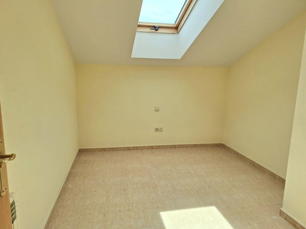 Piso de 4 habitaciones en Peñaranda de Bracamonte en venta - 137.000 € (Ref: 10064042)