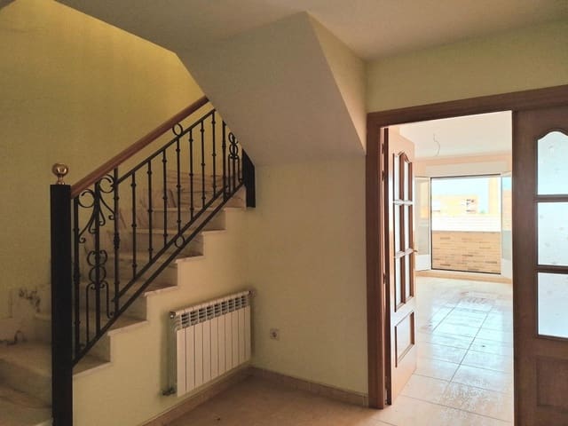 4 soveværelse Lejlighed til salg i Peñaranda de Bracamonte - € 137.000 (Ref: 10064042)