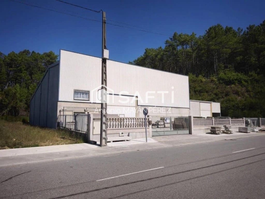 Kommersiell att hyra i Noia - 1 500 € (Ref: 10075485)