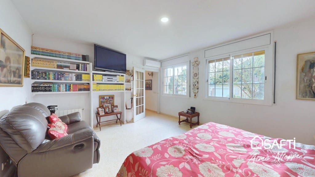 4 sovrum Villa till salu i Girona stad med pool garage - 800 000 € (Ref: 10075486)