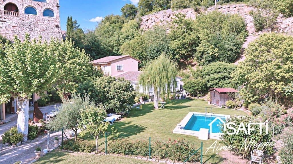 4 sovrum Villa till salu i Girona stad med pool garage - 800 000 € (Ref: 10075486)
