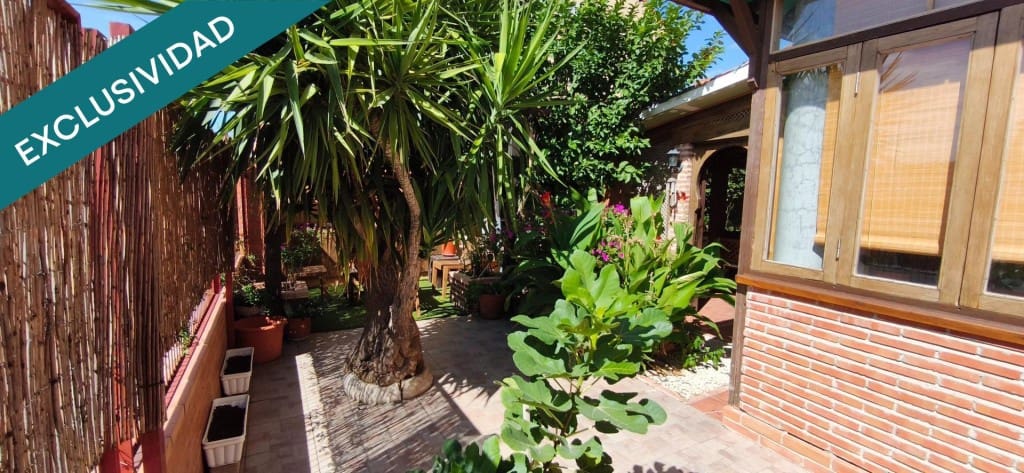 3 bedroom Villa for sale in Cubas de la Sagra - € 399,000 (Ref: 10075489)