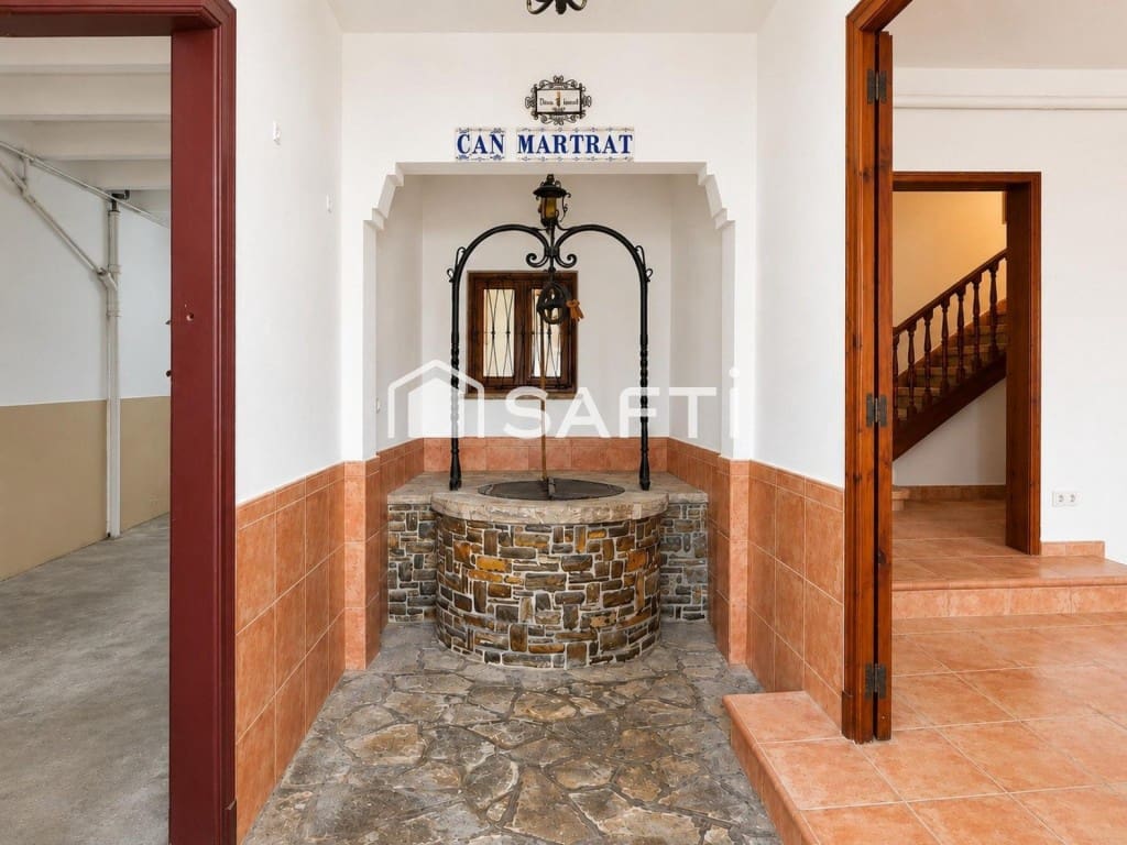 5 slaapkamer Villa te koop in Begues - € 679.000 (Ref: 10075491)