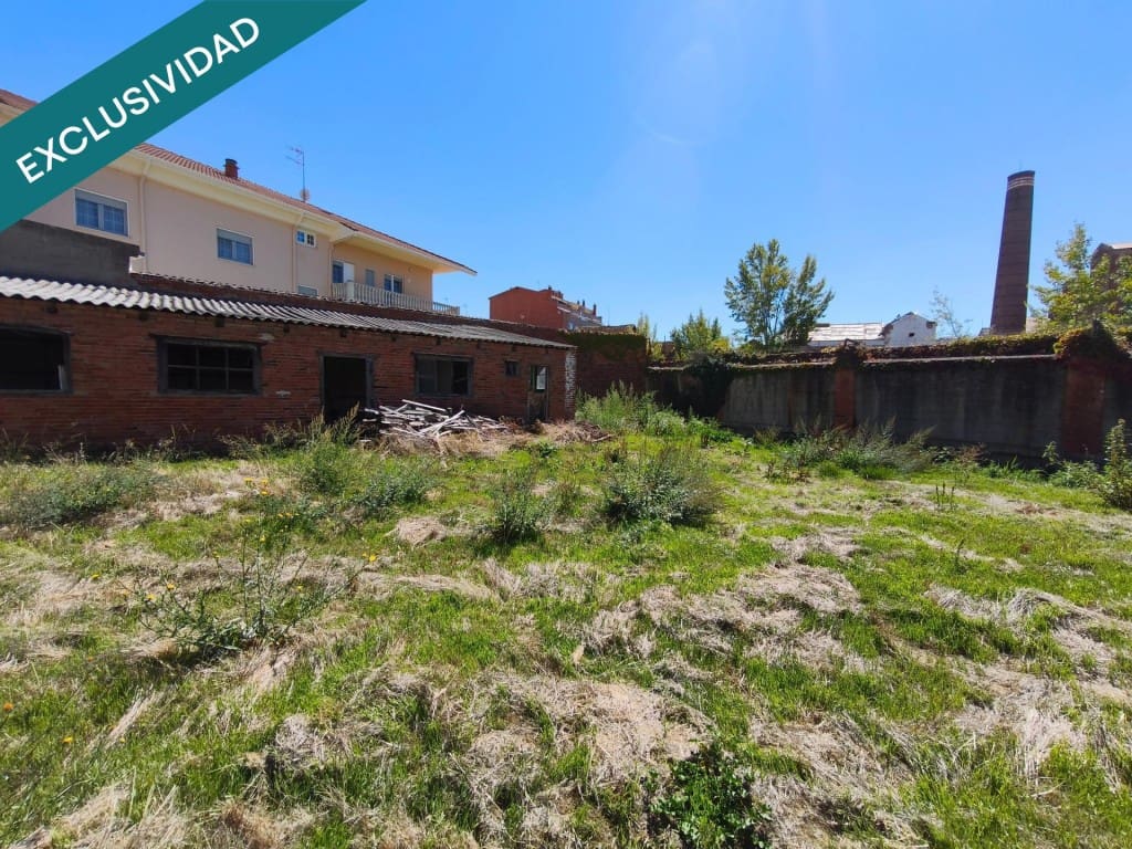 Bauplatz zu verkaufen in Veguellina de Orbigo - 200.000 € (Ref: 10075492)