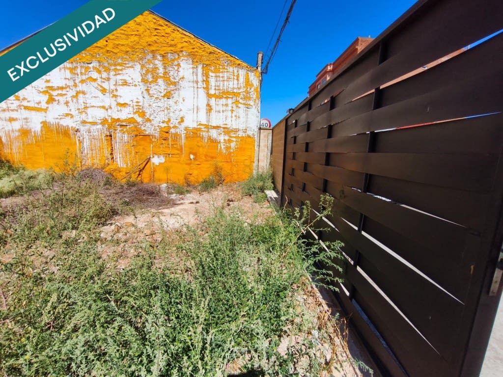 Bauplatz zu verkaufen in Veguellina de Orbigo - 200.000 € (Ref: 10075492)