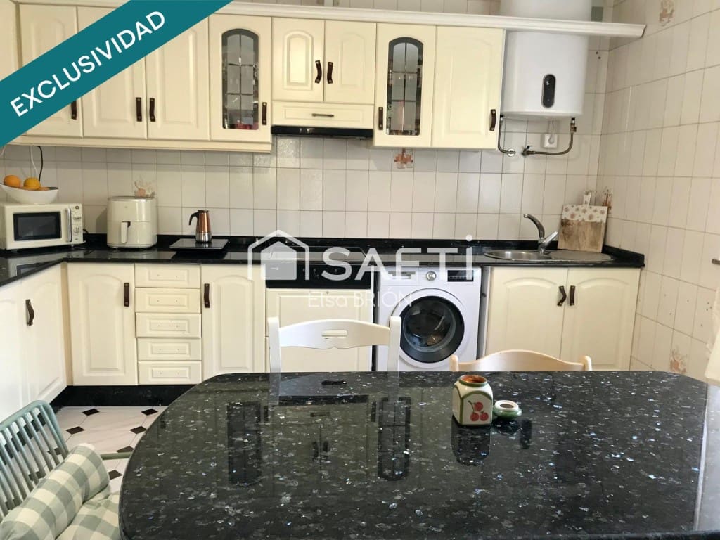 4 sovrum Villa till salu i Noia - 229 000 € (Ref: 10080974)