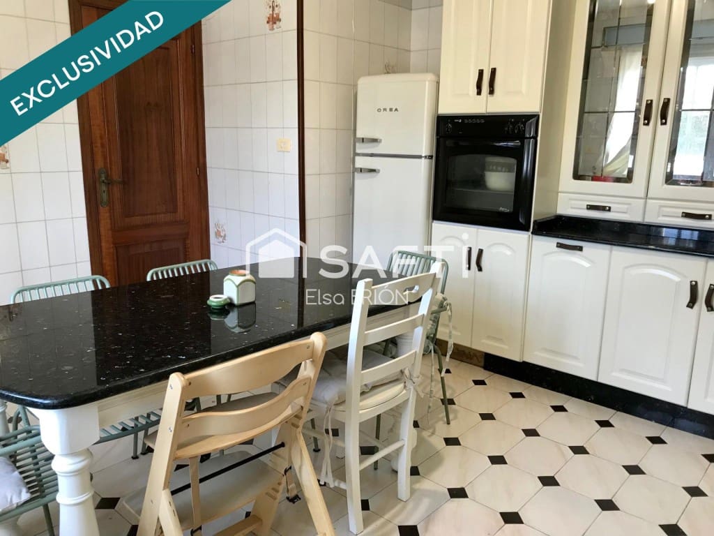 4 sovrum Villa till salu i Noia - 229 000 € (Ref: 10080974)