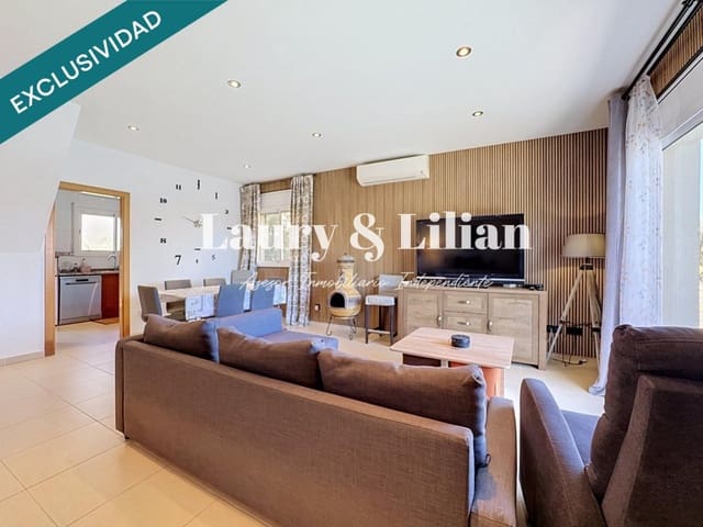 3 chambre Villa/Maison à vendre à Empuriabrava, Castelló d'Empúries avec piscine garage - 319 000 € (Ref: 10080975)