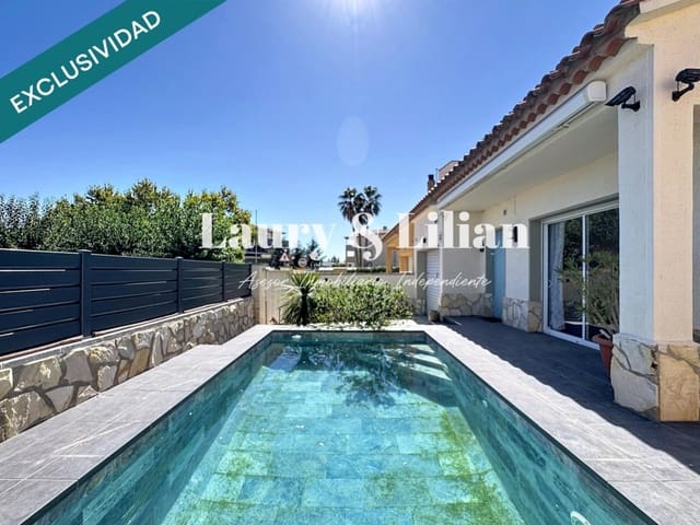 3 chambre Villa/Maison à vendre à Empuriabrava, Castelló d'Empúries avec piscine garage - 319 000 € (Ref: 10080975)