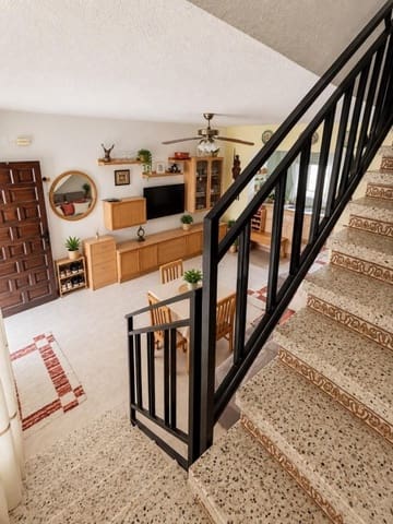 3 Zimmer Reihenhaus zu verkaufen in Oropesa  mit Garage - 175.000 € (Ref: 10080977)
