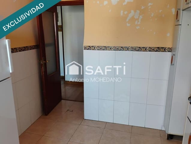 4 Zimmer Apartment zu verkaufen in Vitoria-Gasteiz - 205.000 € (Ref: 10080979)