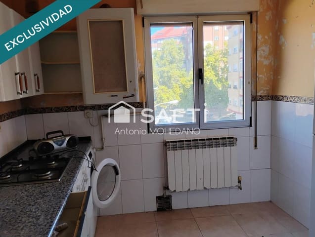 4 Zimmer Apartment zu verkaufen in Vitoria-Gasteiz - 205.000 € (Ref: 10080979)